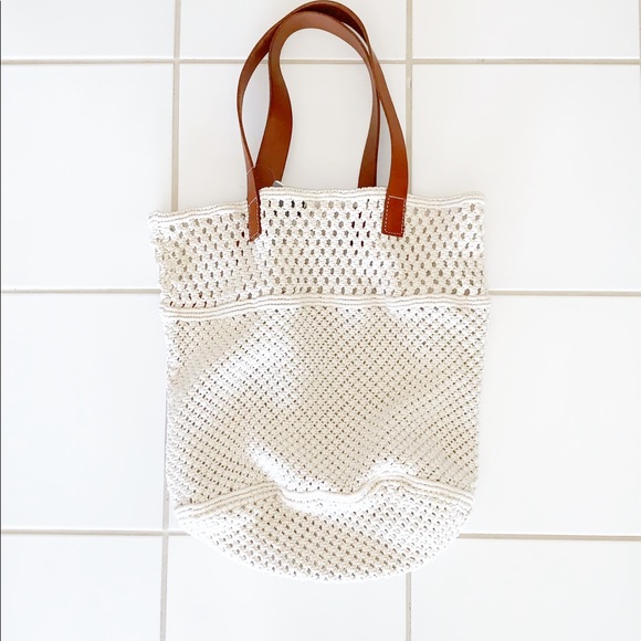 Urban Outfitters crochet hobo bag ! - Picture 4 of 4